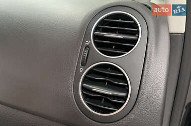 Хэтчбек Volkswagen Golf Plus 2011 в 