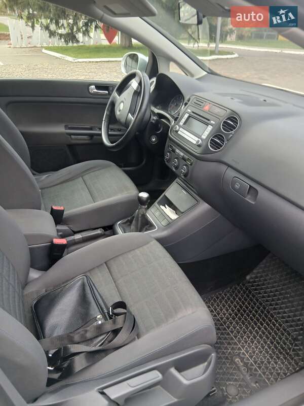 Хетчбек Volkswagen Golf Plus 2007 в Луцьку фото 3 Хетчбек Volkswagen Golf Plus 2007 в Луцьку