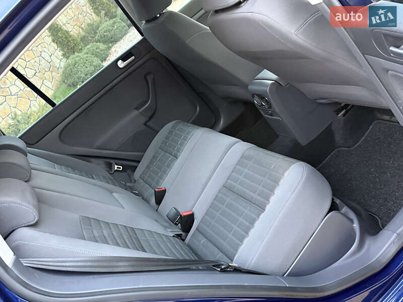 Хэтчбек Volkswagen Golf Plus 2007 в Могилев-Подольске фото 63 Хэтчбек Volkswagen Golf Plus 2007 в Могилев-Подольске