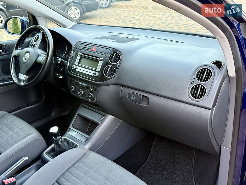 Хэтчбек Volkswagen Golf Plus 2007 в Могилев-Подольске фото 71 Хэтчбек Volkswagen Golf Plus 2007 в Могилев-Подольске