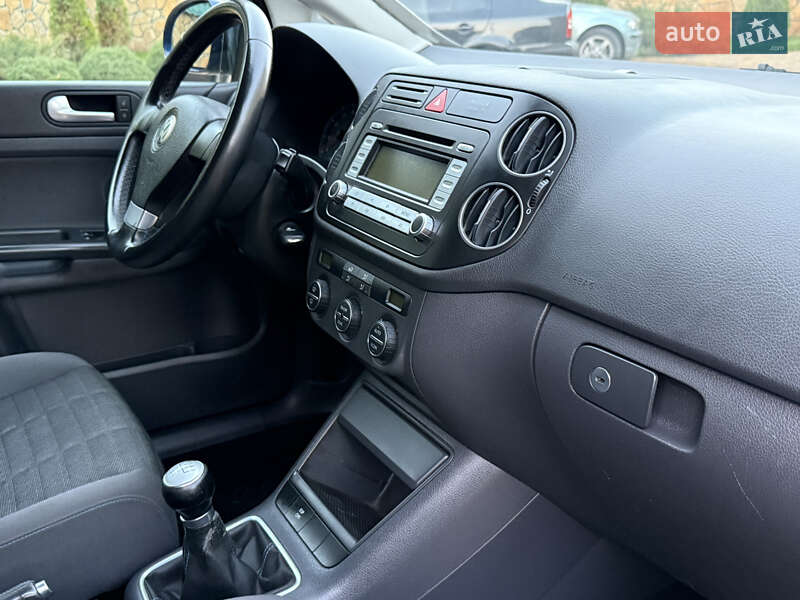 Хэтчбек Volkswagen Golf Plus 2007 в Могилев-Подольске фото 108 Хэтчбек Volkswagen Golf Plus 2007 в Могилев-Подольске