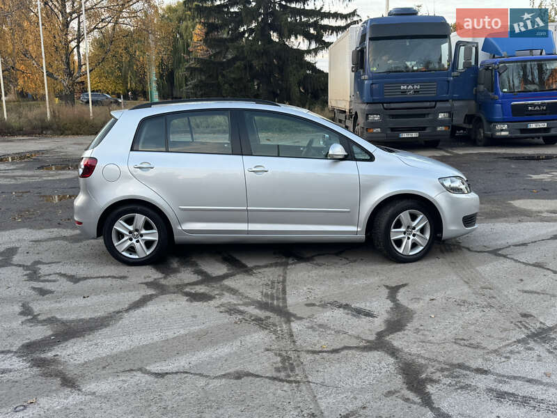 Хэтчбек Volkswagen Golf Plus 2009 в Полтаве