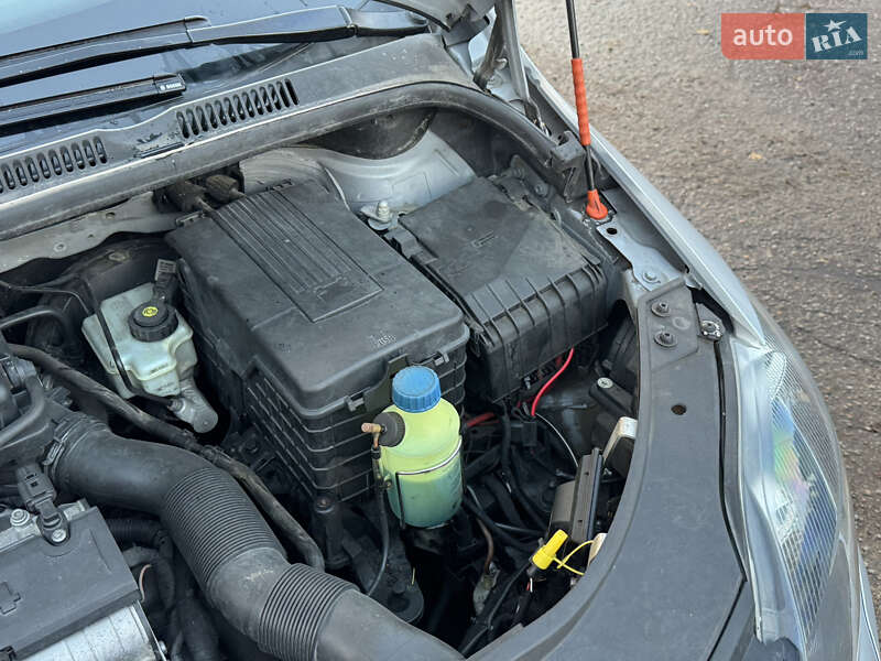 Хэтчбек Volkswagen Golf Plus 2009 в Полтаве