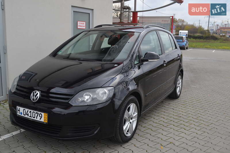 Хетчбек Volkswagen Golf Plus 2009 в Вінниці