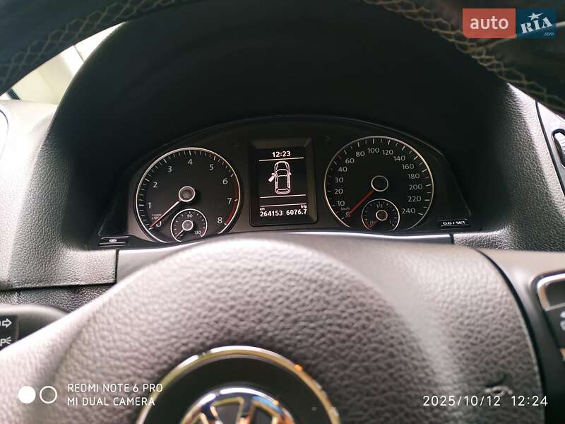 Хэтчбек Volkswagen Golf Plus 2011 в Гайсине