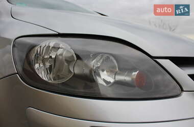 Хетчбек Volkswagen Golf Plus 2008 в  фото 30 Хетчбек Volkswagen Golf Plus 2008 в