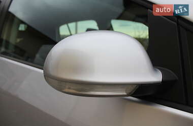 Хетчбек Volkswagen Golf Plus 2008 в  фото 34 Хетчбек Volkswagen Golf Plus 2008 в