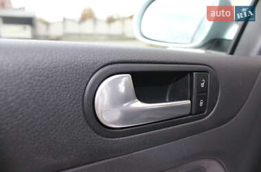 Хетчбек Volkswagen Golf Plus 2008 в  фото 66 Хетчбек Volkswagen Golf Plus 2008 в