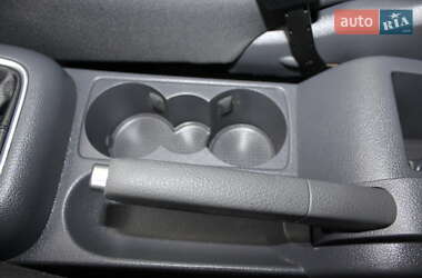 Хетчбек Volkswagen Golf Plus 2008 в  фото 75 Хетчбек Volkswagen Golf Plus 2008 в