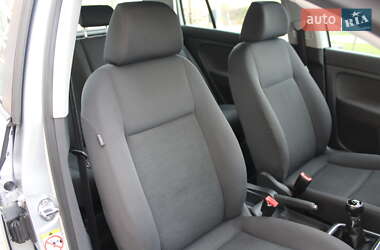 Хетчбек Volkswagen Golf Plus 2008 в  фото 103 Хетчбек Volkswagen Golf Plus 2008 в