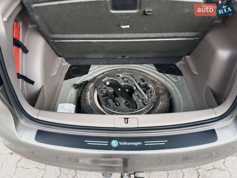 Хэтчбек Volkswagen Golf Plus 2012 в Нововолынске фото 27 Хэтчбек Volkswagen Golf Plus 2012 в Нововолынске