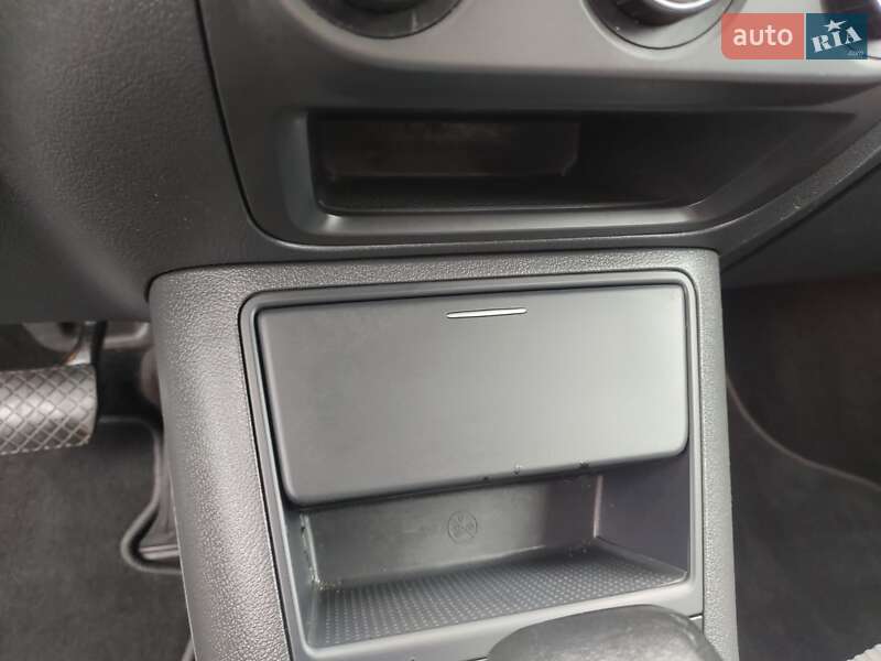 Хэтчбек Volkswagen Golf Plus 2009 в Киеве фото 75 Хэтчбек Volkswagen Golf Plus 2009 в Киеве
