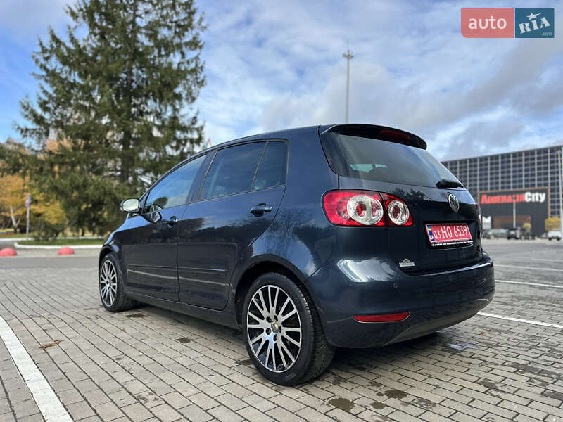 Хэтчбек Volkswagen Golf Plus 2010 в Луцке