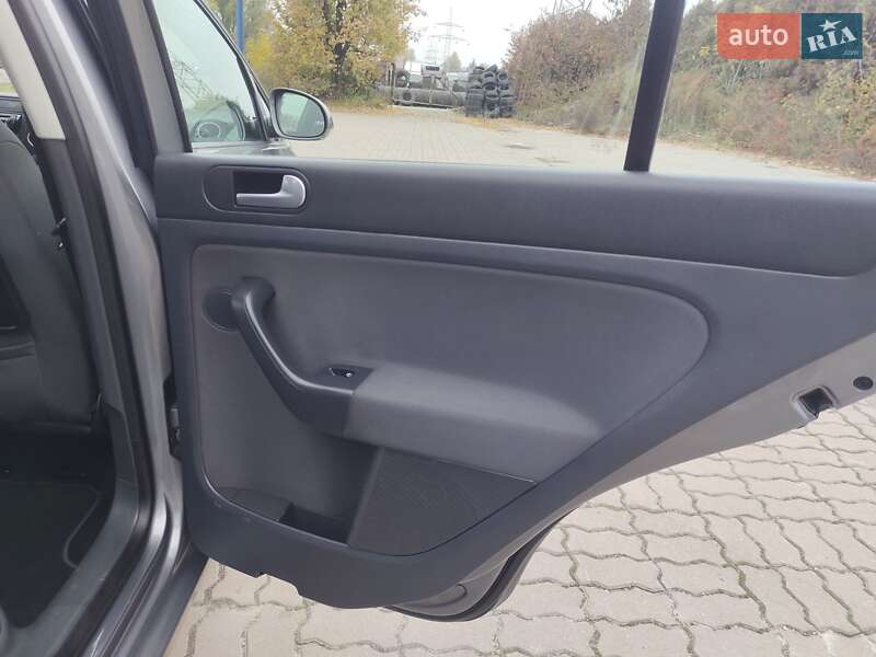 Хэтчбек Volkswagen Golf Plus 2009 в Киеве фото 22 Хэтчбек Volkswagen Golf Plus 2009 в Киеве
