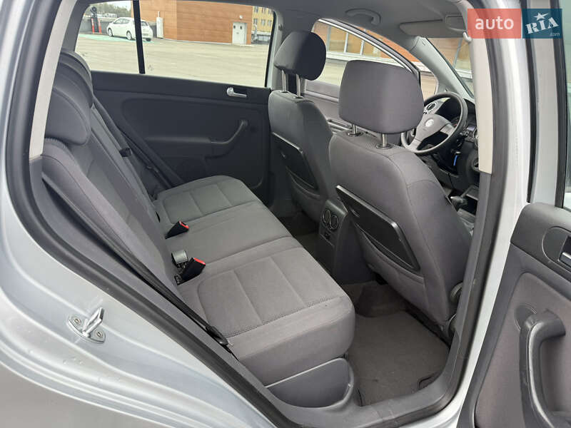 Хэтчбек Volkswagen Golf Plus 2006 в Киеве