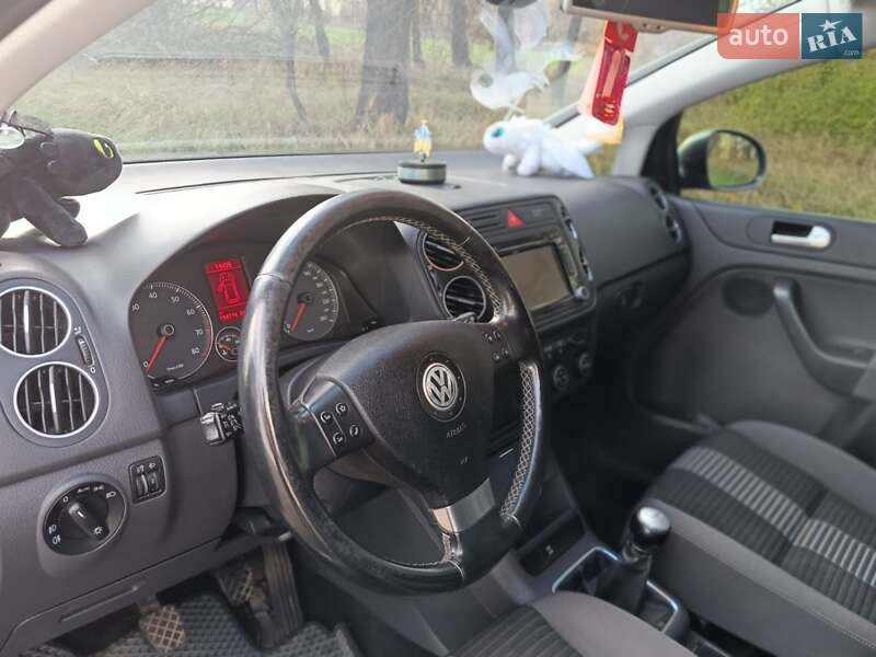 Хэтчбек Volkswagen Golf Plus 2008 в Коростене