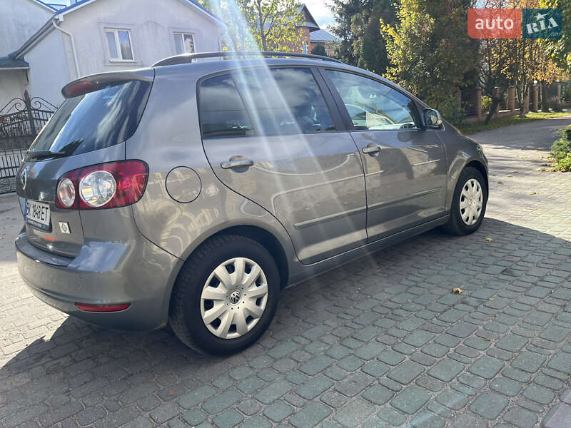 Хетчбек Volkswagen Golf Plus 2011 в Луцьку фото 4 Хетчбек Volkswagen Golf Plus 2011 в Луцьку