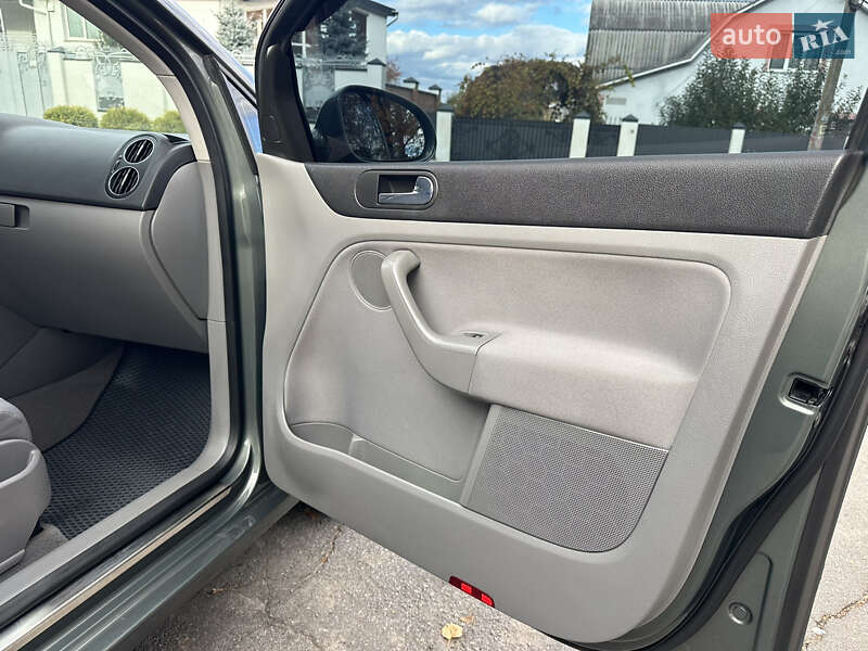 Хетчбек Volkswagen Golf Plus 2005 в Вінниці фото 47 Хетчбек Volkswagen Golf Plus 2005 в Вінниці