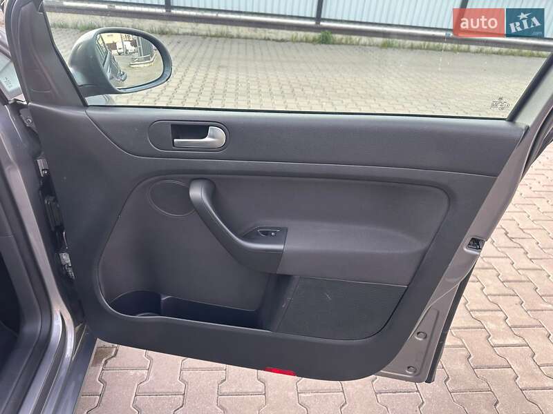 Хэтчбек Volkswagen Golf Plus 2010 в Луцке фото 24 Хэтчбек Volkswagen Golf Plus 2010 в Луцке