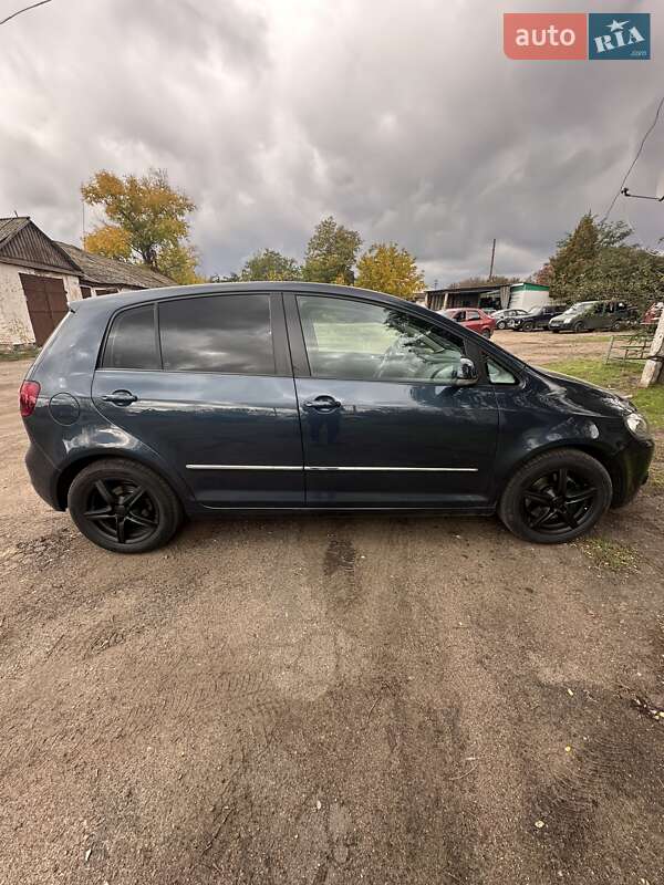 Хетчбек Volkswagen Golf Plus 2010 в Новоукраїнці