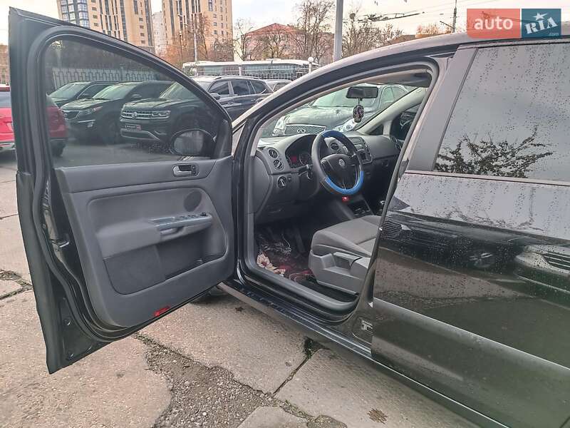 Хэтчбек Volkswagen Golf Plus 2006 в Харькове