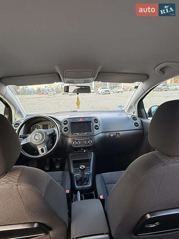 Хэтчбек Volkswagen Golf Plus 2009 в Броварах