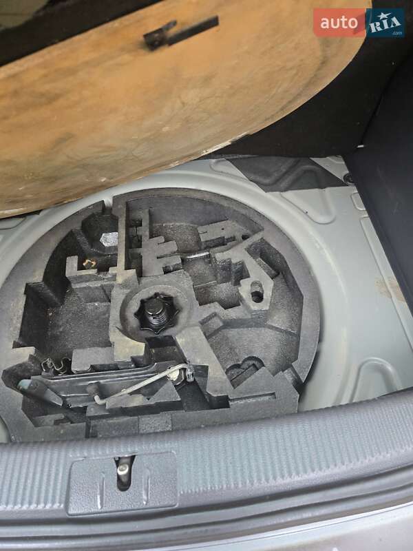 Хэтчбек Volkswagen Golf Plus 2007 в Луцке