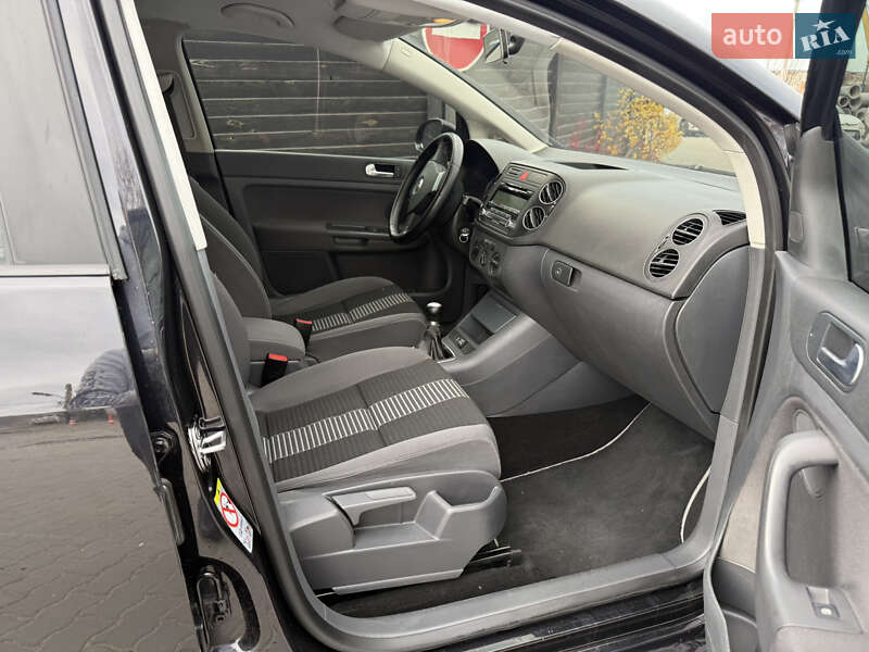 Хэтчбек Volkswagen Golf Plus 2007 в Тернополе фото 45 Хэтчбек Volkswagen Golf Plus 2007 в Тернополе