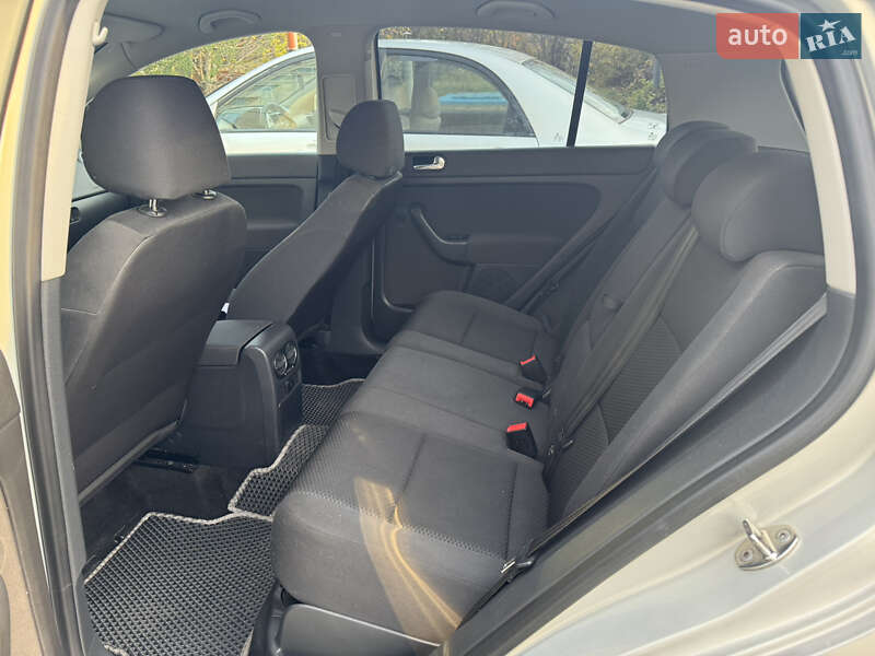 Хэтчбек Volkswagen Golf Plus 2011 в Харькове