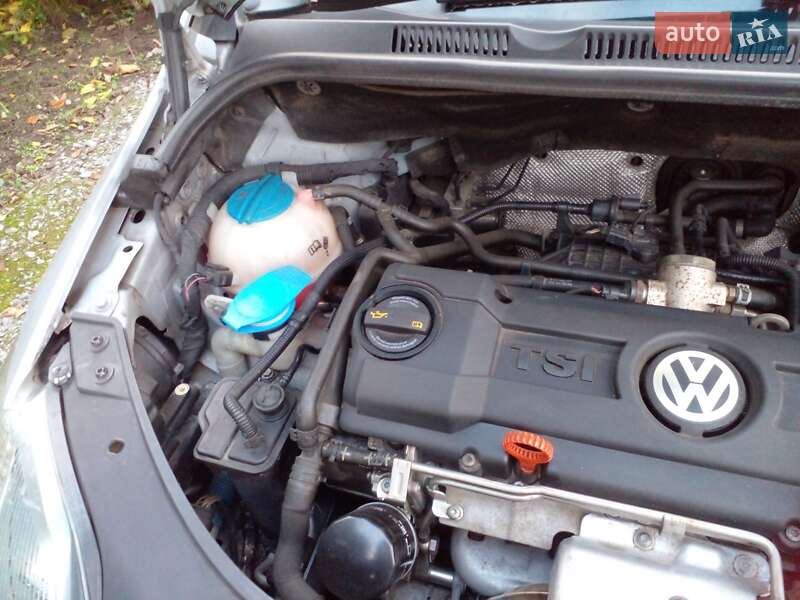 Хэтчбек Volkswagen Golf Plus 2009 в Ровно фото 12 Хэтчбек Volkswagen Golf Plus 2009 в Ровно