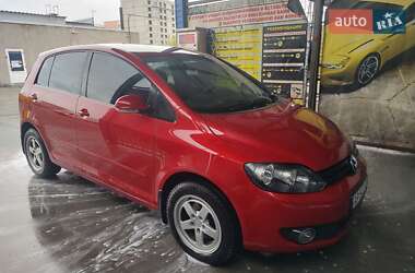 Хэтчбек Volkswagen Golf Plus 2010 в Запорожье