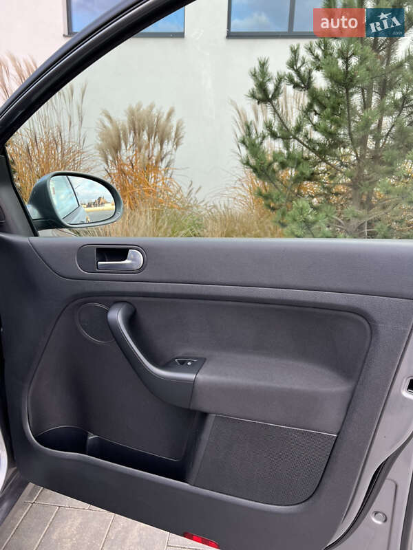 Хэтчбек Volkswagen Golf Plus 2009 в Луцке