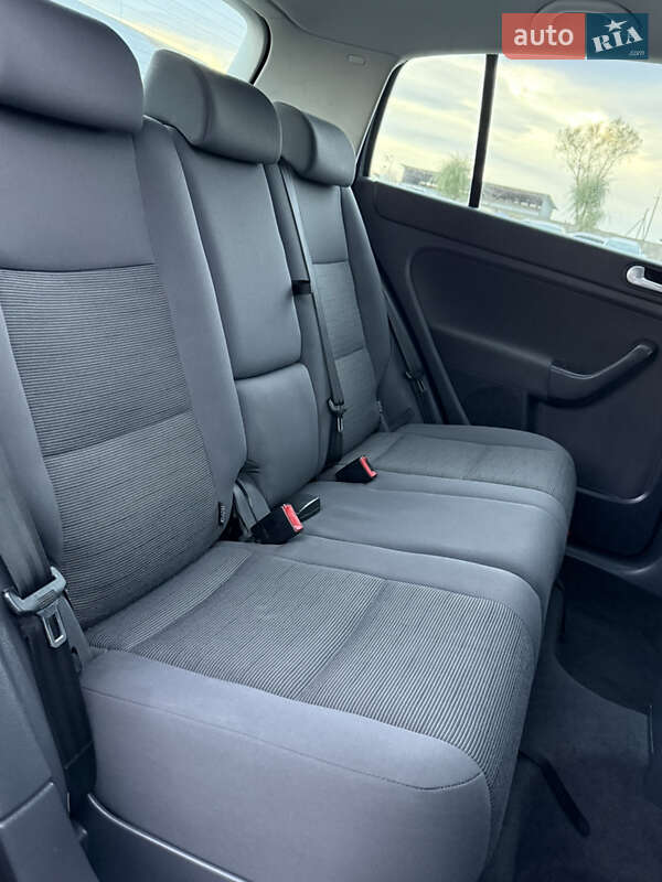 Хэтчбек Volkswagen Golf Plus 2006 в Дрогобыче фото 32 Хэтчбек Volkswagen Golf Plus 2006 в Дрогобыче