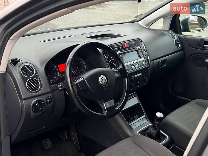 Хетчбек Volkswagen Golf Plus 2008 в Лубнах