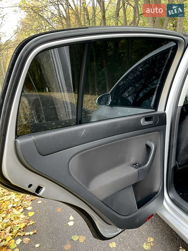 Хэтчбек Volkswagen Golf Plus 2005 в Хмельницком