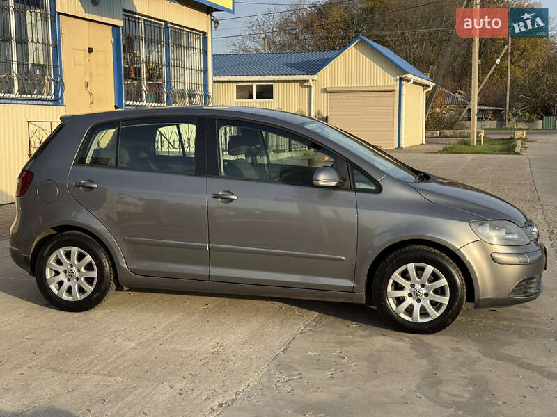Хэтчбек Volkswagen Golf Plus 2006 в Умани фото 5 Хэтчбек Volkswagen Golf Plus 2006 в Умани