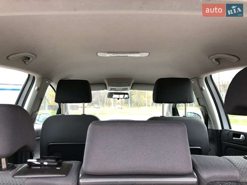 Хэтчбек Volkswagen Golf Plus 2006 в Ровно