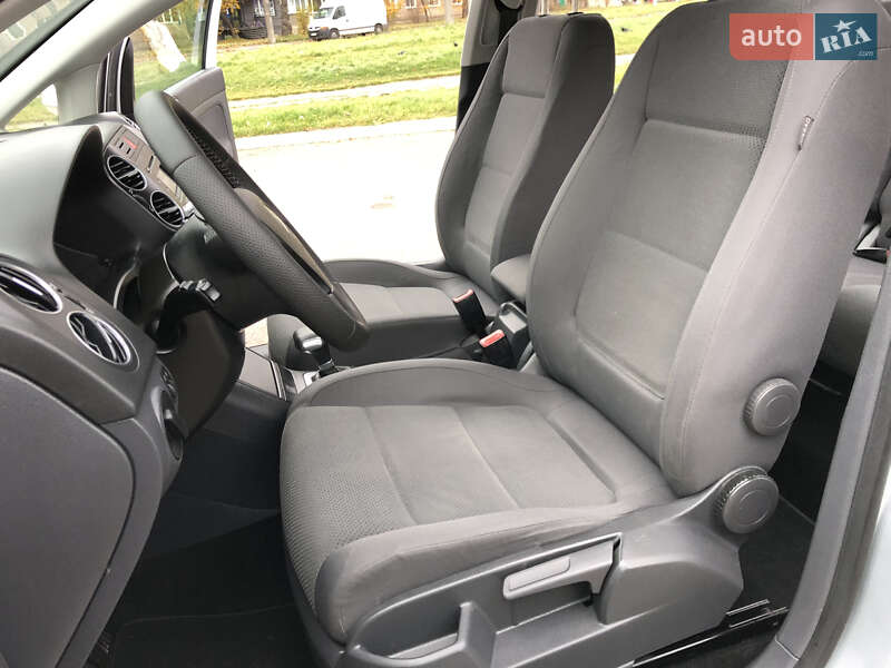 Хэтчбек Volkswagen Golf Plus 2006 в Ровно