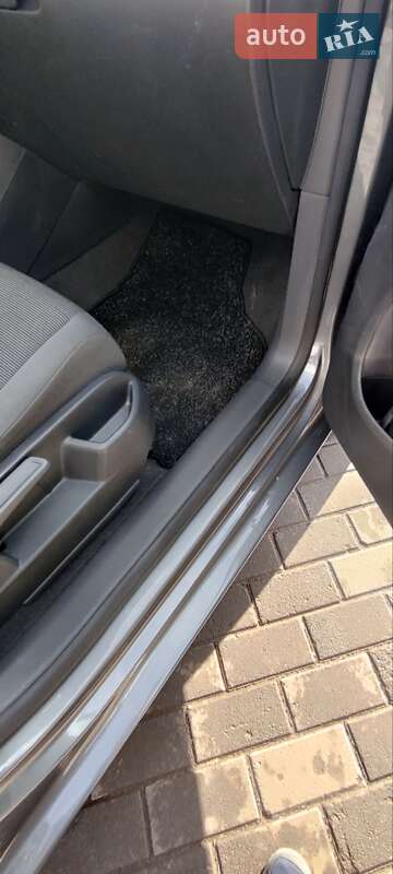 Хэтчбек Volkswagen Golf Plus 2005 в Луцке фото 29 Хэтчбек Volkswagen Golf Plus 2005 в Луцке