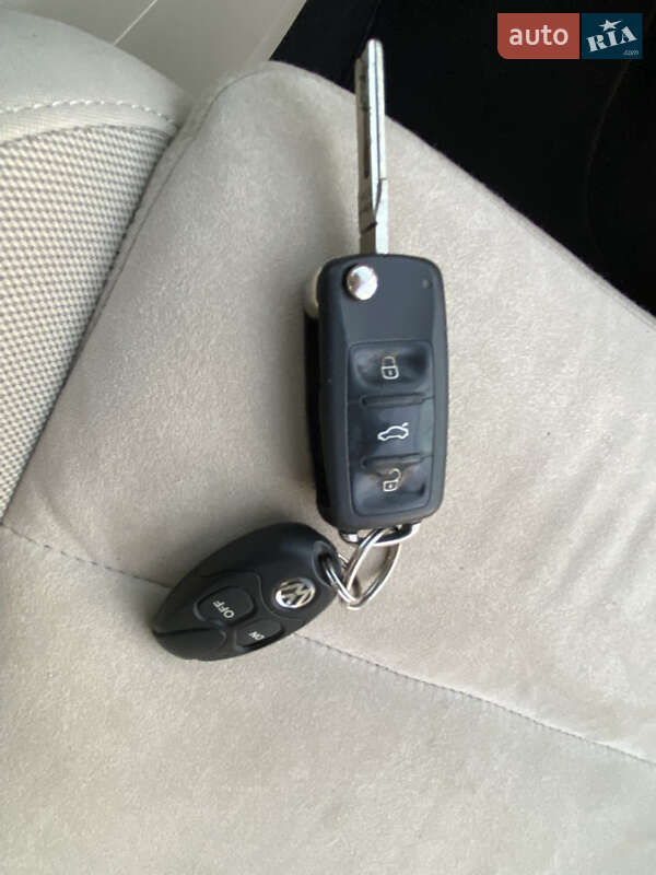 Хэтчбек Volkswagen Golf Plus 2010 в Луцке фото 32 Хэтчбек Volkswagen Golf Plus 2010 в Луцке