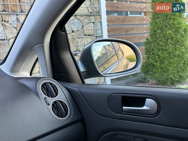 Хэтчбек Volkswagen Golf Plus 2006 в Стрые