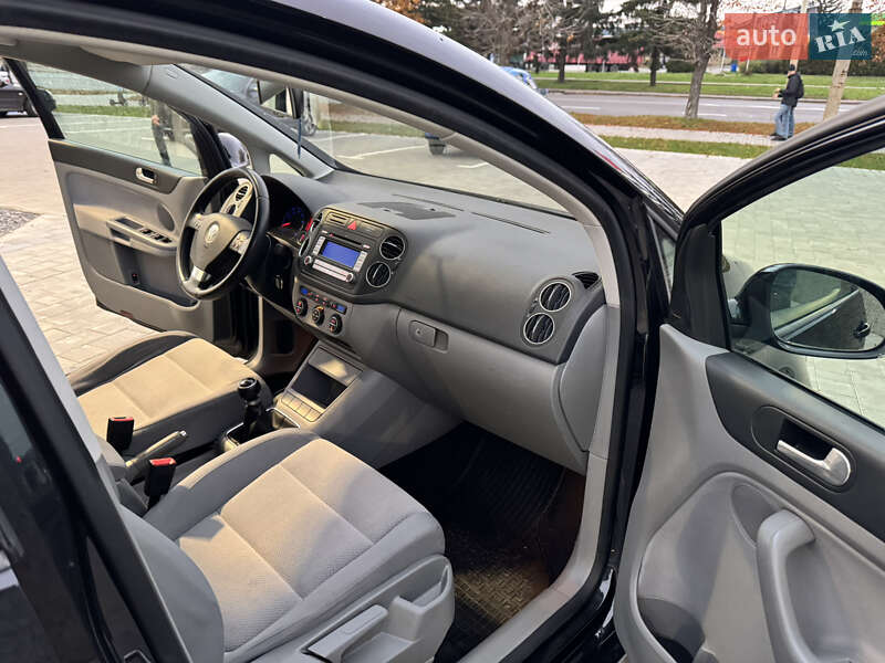 Хэтчбек Volkswagen Golf Plus 2009 в Луцке