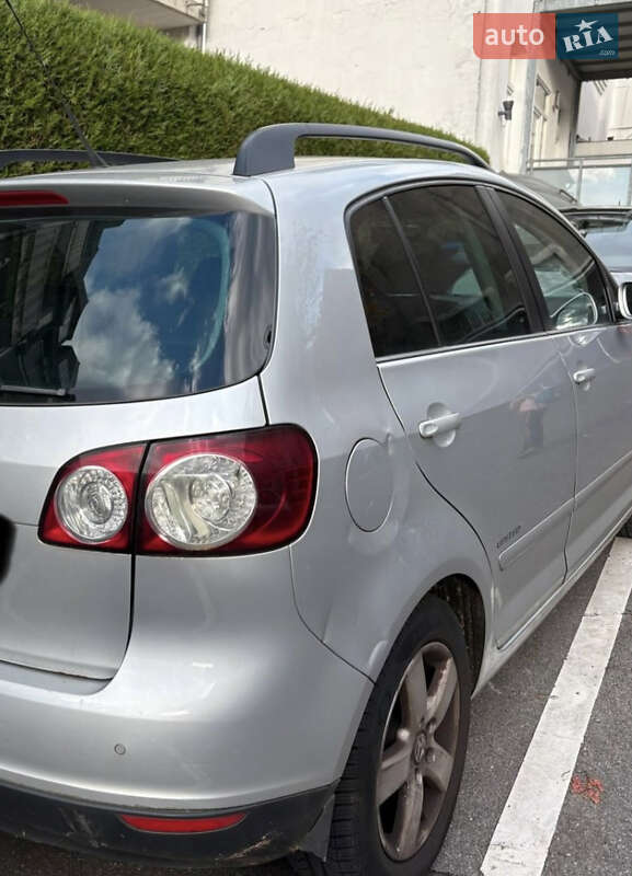 Хэтчбек Volkswagen Golf Plus 2008 в Луцке фото 5 Хэтчбек Volkswagen Golf Plus 2008 в Луцке