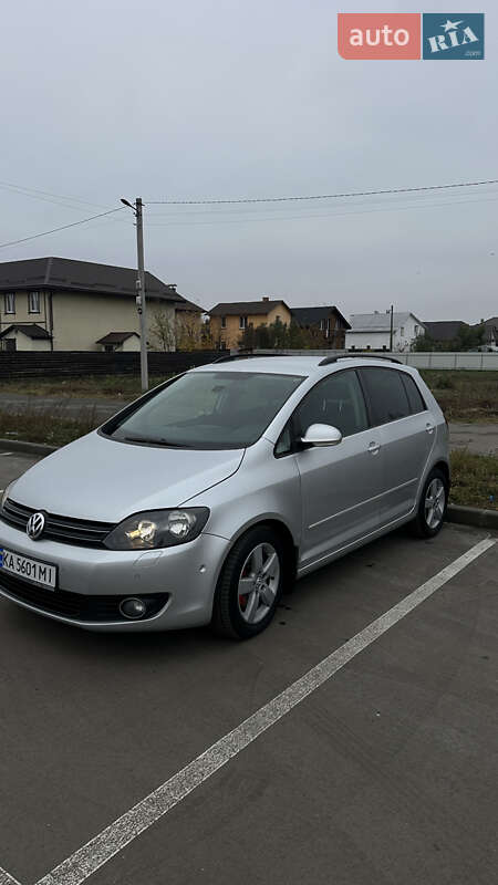 Хэтчбек Volkswagen Golf Plus 2011 в Тарасовке