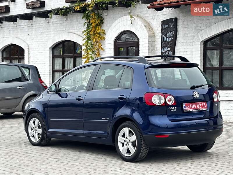 Хэтчбек Volkswagen Golf Plus 2009 в Красилове