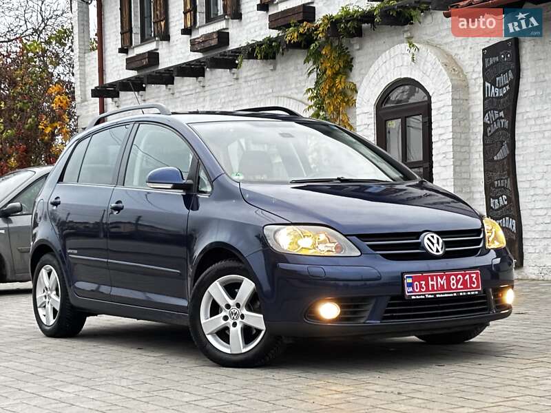 Хэтчбек Volkswagen Golf Plus 2009 в Красилове