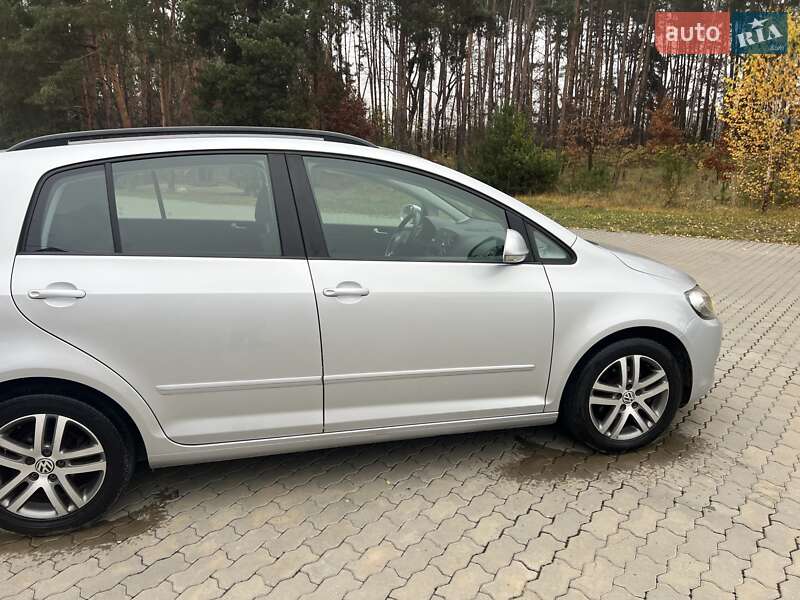 Хэтчбек Volkswagen Golf Plus 2010 в Костополе фото 11 Хэтчбек Volkswagen Golf Plus 2010 в Костополе