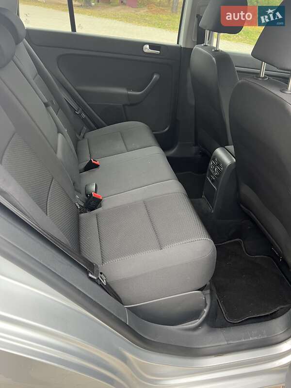 Хэтчбек Volkswagen Golf Plus 2010 в Костополе фото 19 Хэтчбек Volkswagen Golf Plus 2010 в Костополе