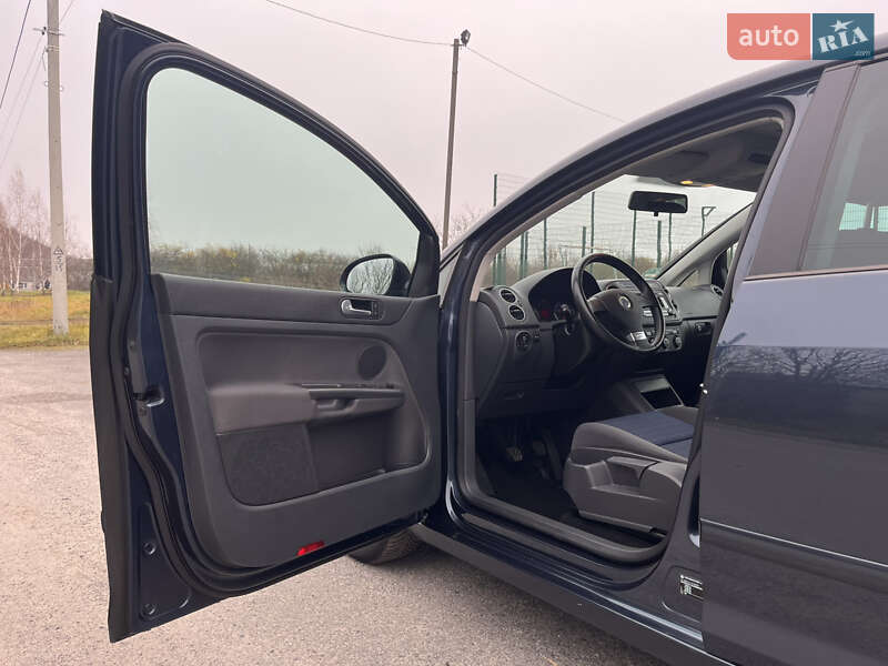 Хэтчбек Volkswagen Golf Plus 2007 в Звягеле фото 22 Хэтчбек Volkswagen Golf Plus 2007 в Звягеле
