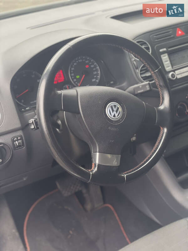 Хетчбек Volkswagen Golf Plus 2007 в Корсунь-Шевченківському фото 12 Хетчбек Volkswagen Golf Plus 2007 в Корсунь-Шевченківському